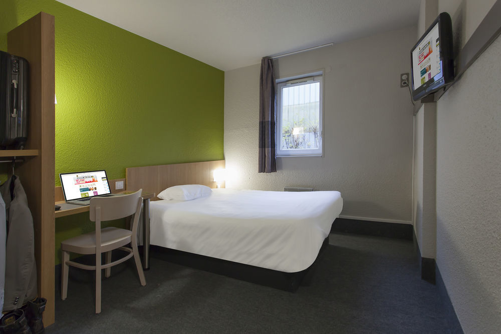 B&B Hotel Poitiers 1 Futuroscope 샤세노일 뒤 푸아투 외부 사진